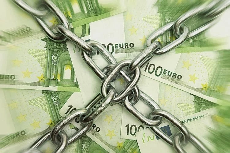 Νέο σοκ: Αρπάζουν καταθέσεις! – Ποιοι μπαίνουν στο στόχαστρο – Ηλεκτρονικό σύστημα θα παρακολουθεί τους φορολογούμενους